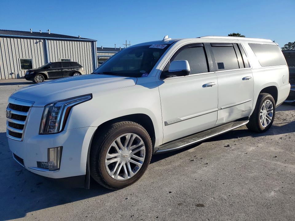 2017 CADILLAC ESCALADE ESV  