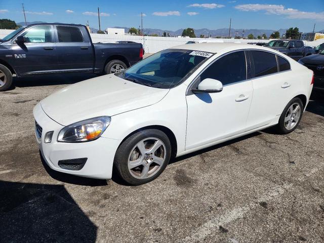 2012 VOLVO S60 T5  