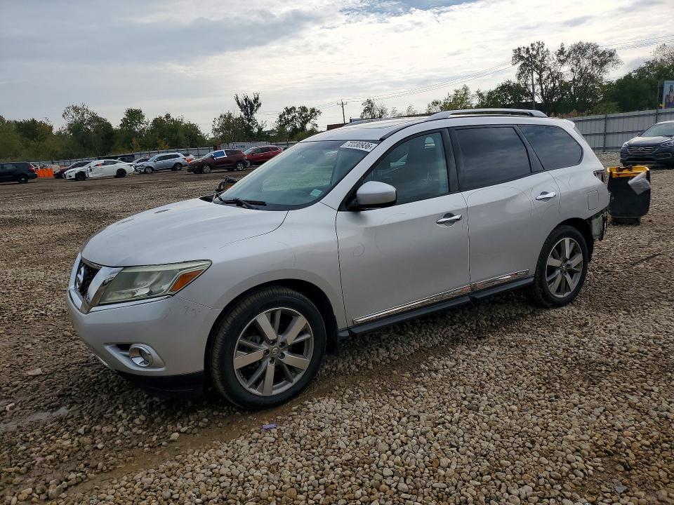 2014 NISSAN PATHFINDER S  