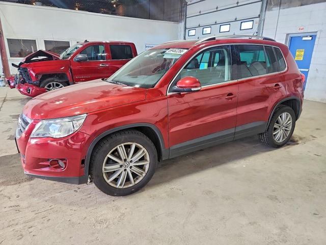 2011 VOLKSWAGEN TIGUAN S  