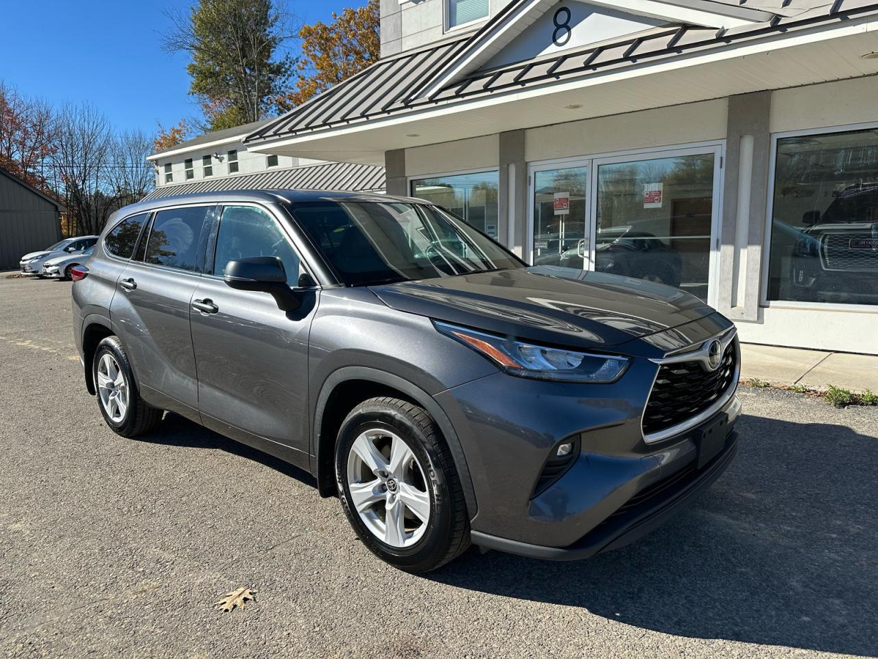 Вид 2020 TOYOTA HIGHLANDER LE, угол 1