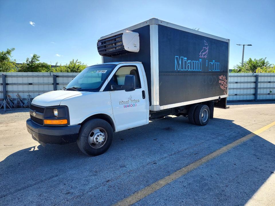 2015 CHEVROLET EXPRESS G4500   