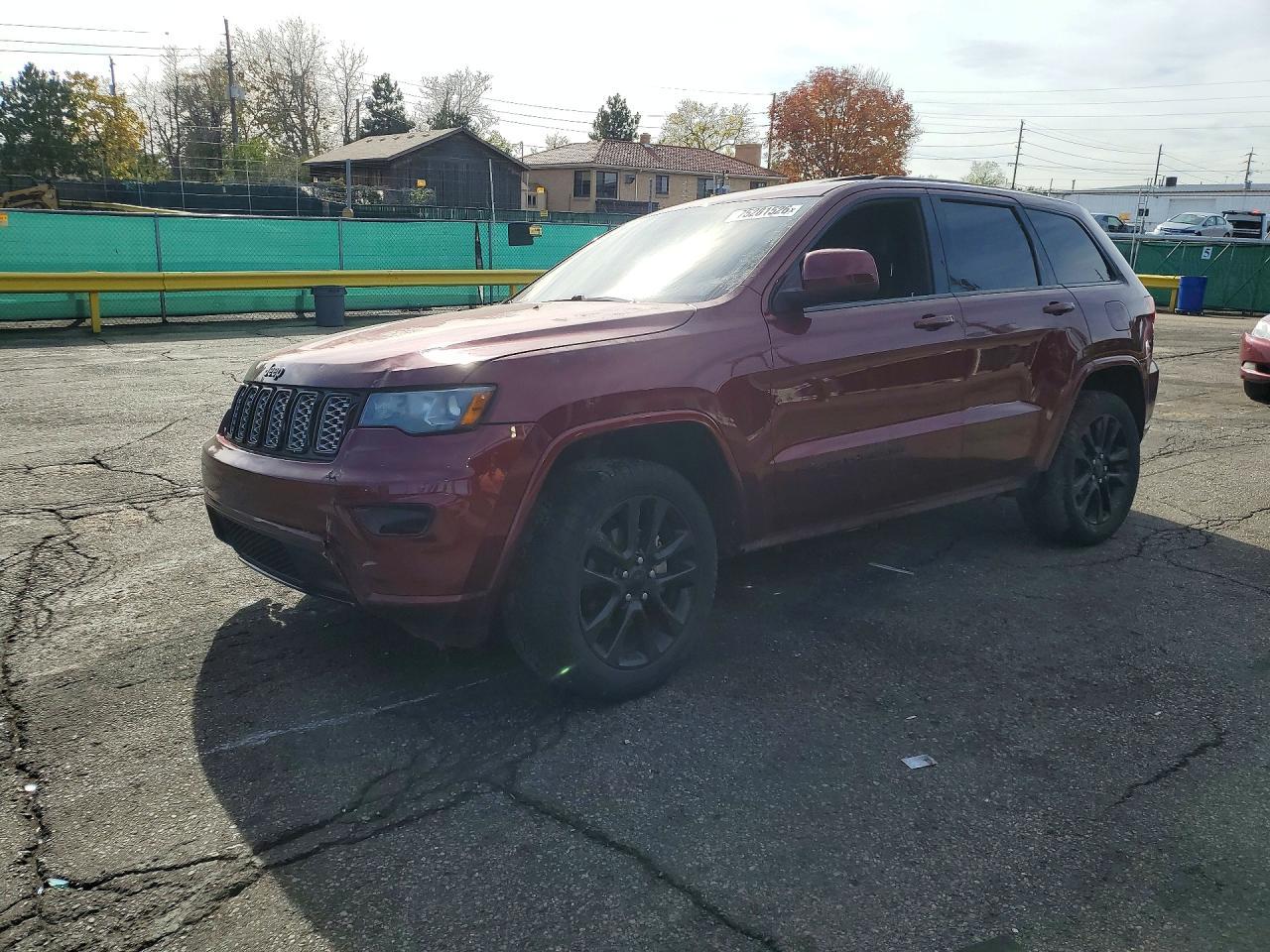 Vista de 2018 JEEP GRAND CHEROKEE LAREDO, ángulo 1