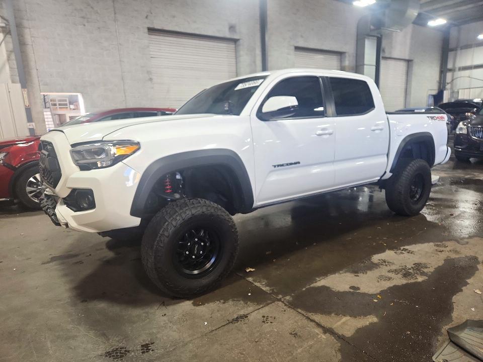 2023 TOYOTA TACOMA TRD OFF-ROAD  