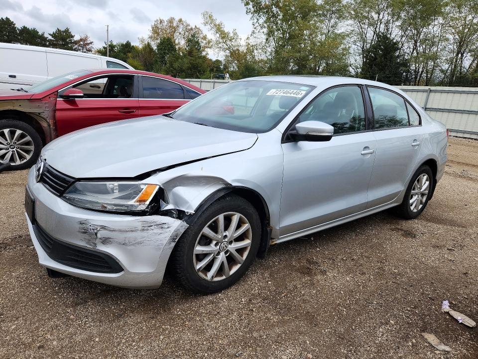 2012 VOLKSWAGEN JETTA SE  