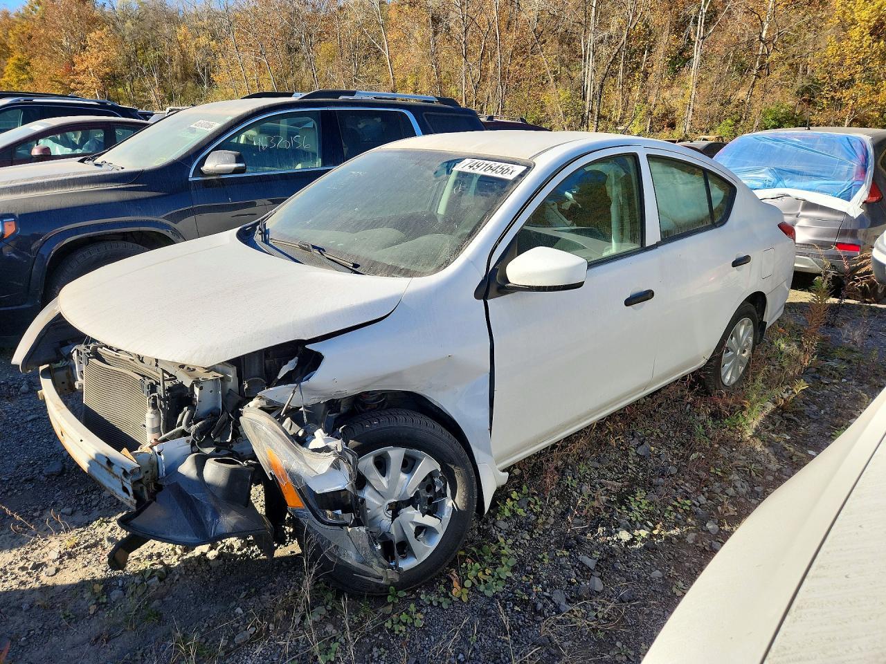 منظر 2019 NISSAN VERSA S، زاوية 1