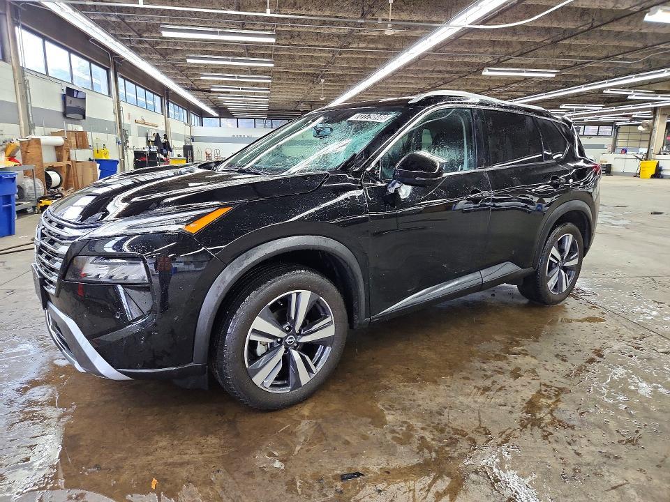 2025 NISSAN ROGUE SL  