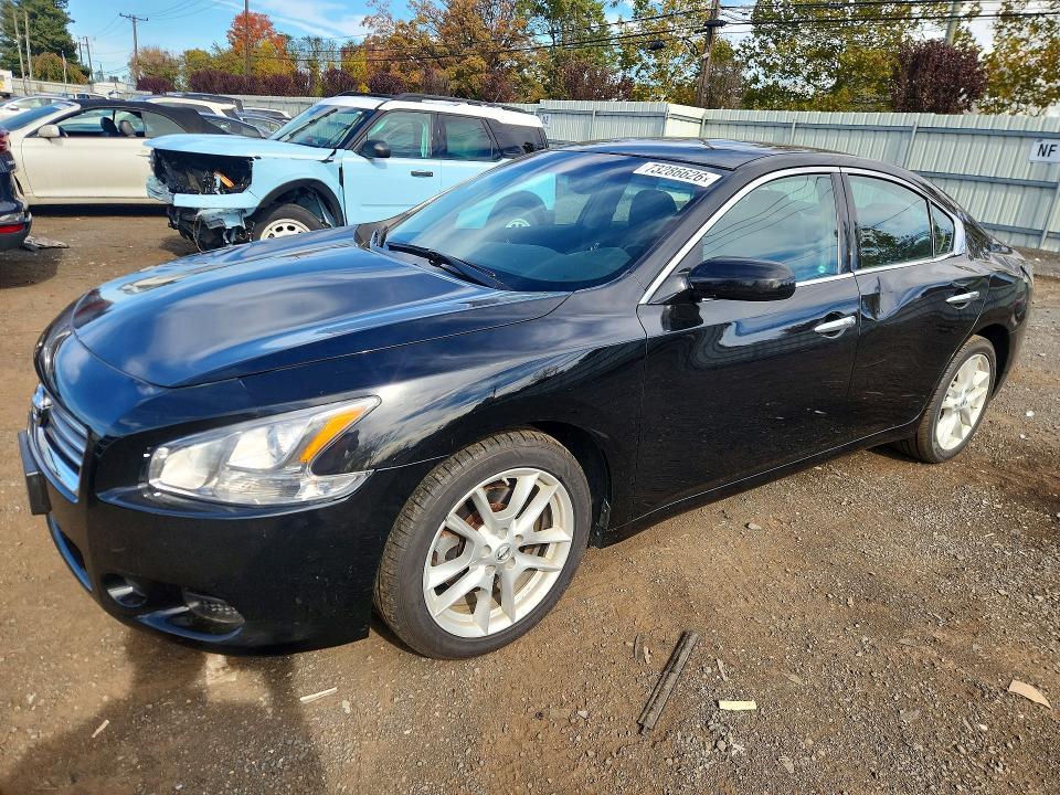 2014 NISSAN MAXIMA 35 S  