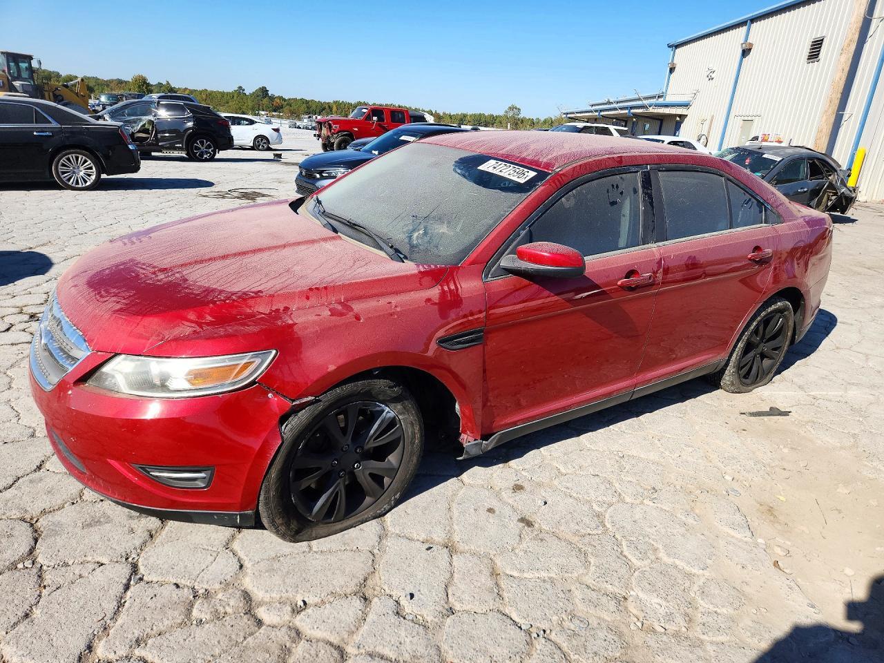 منظر 2011 FORD TAURUS SEL، زاوية 1