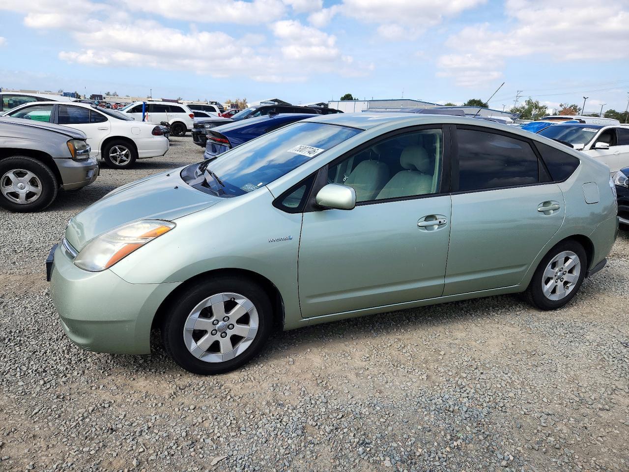 2007 TOYOTA PRIUS BASE view, angle 1