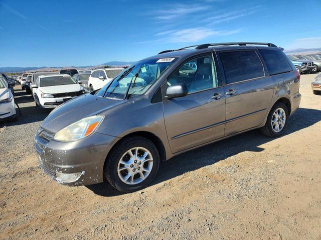 2004 TOYOTA SIENNA XLE  