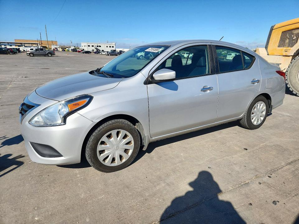 2017 NISSAN VERSA 16 SV  