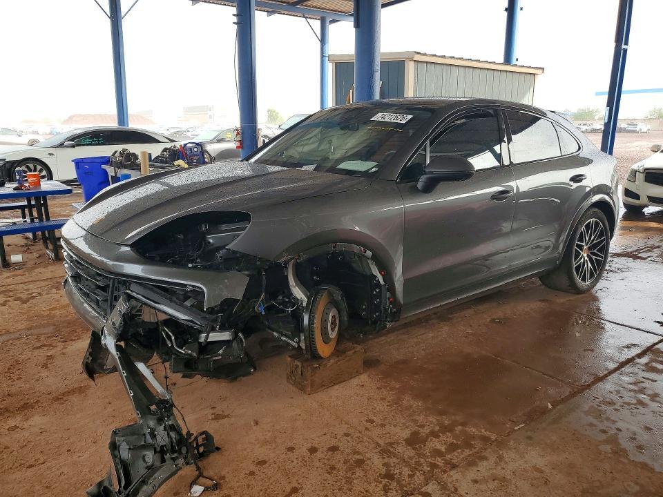 2025 PORSCHE CAYENNE COUPE  