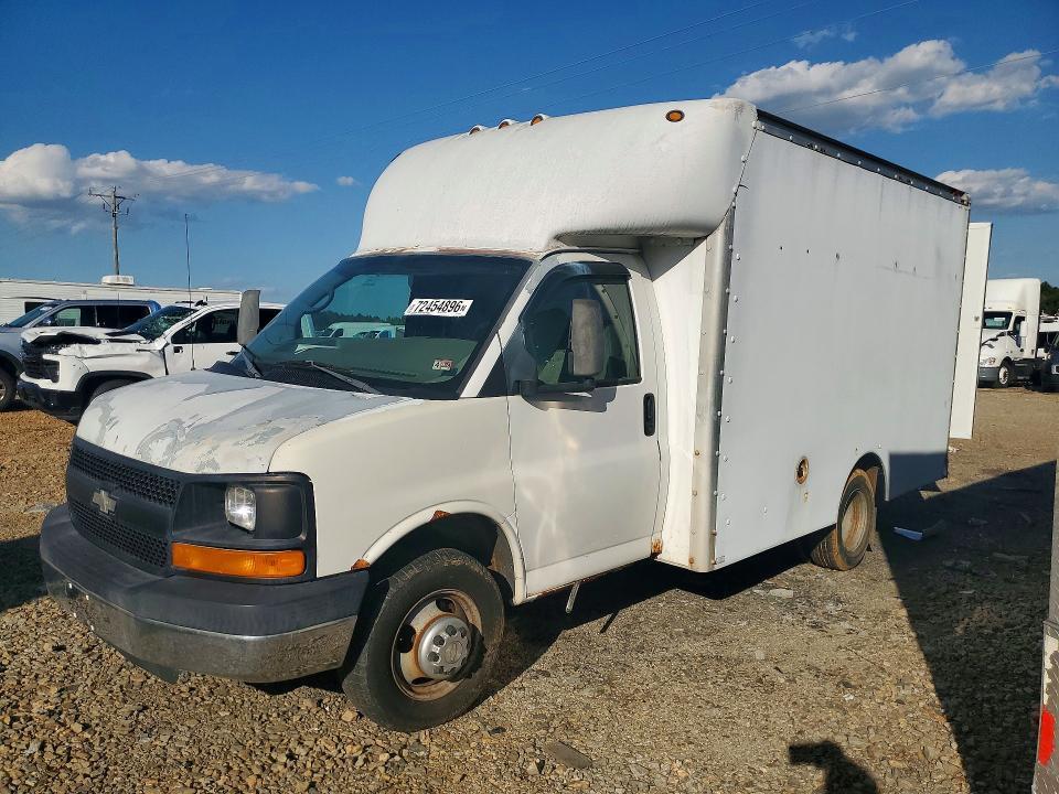 2005 CHEVROLET EXPRESS G3500 DELIVERY TRUCK