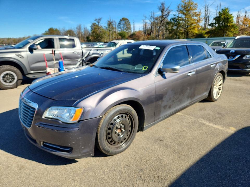 2014 CHRYSLER 300C VARVATOS  