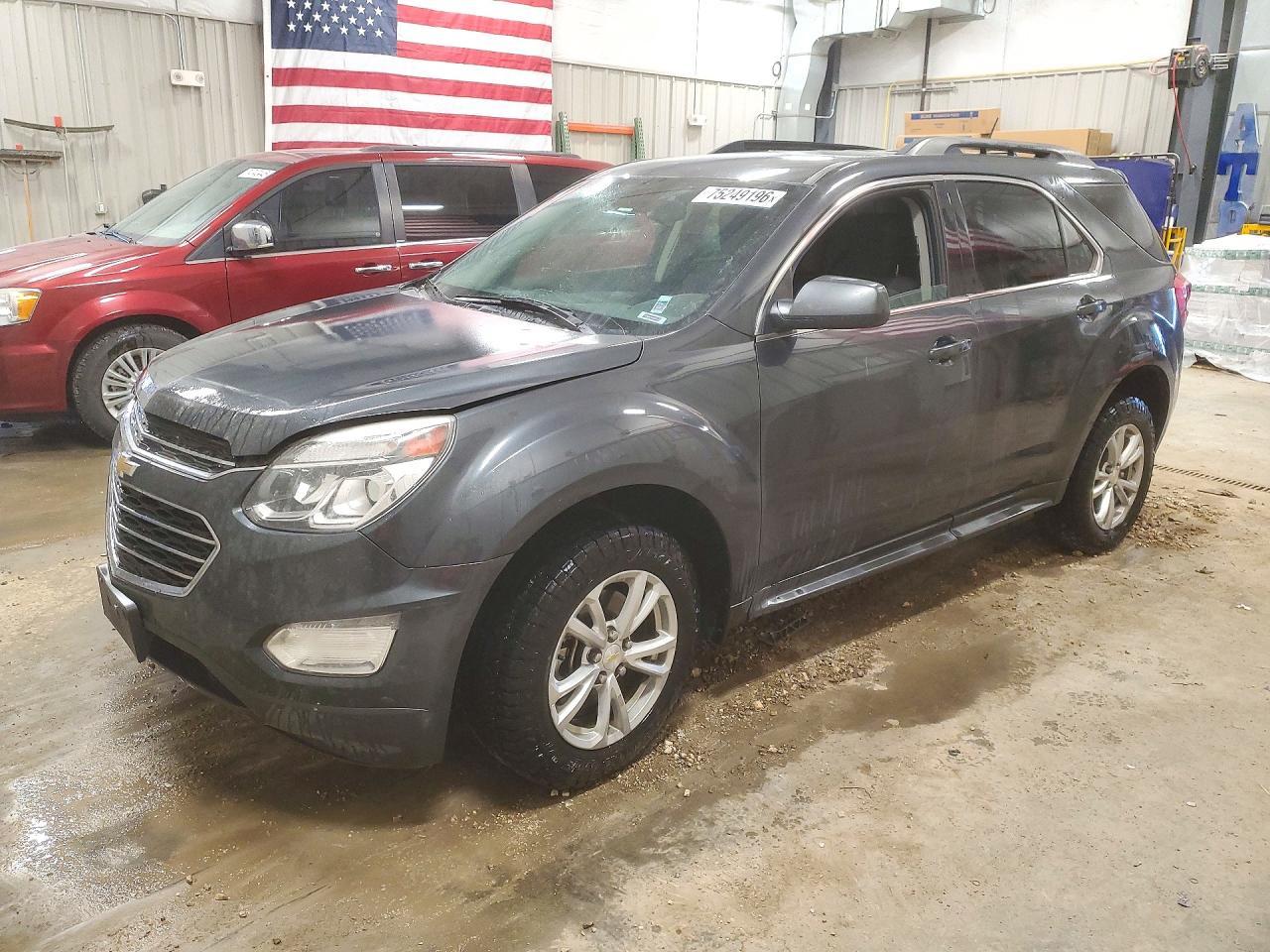 منظر 2017 CHEVROLET EQUINOX LT، زاوية 1