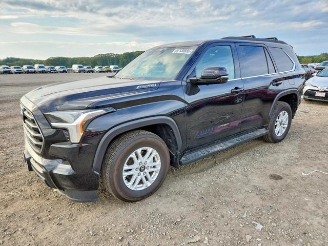 2025 TOYOTA SEQUOIA SR5  