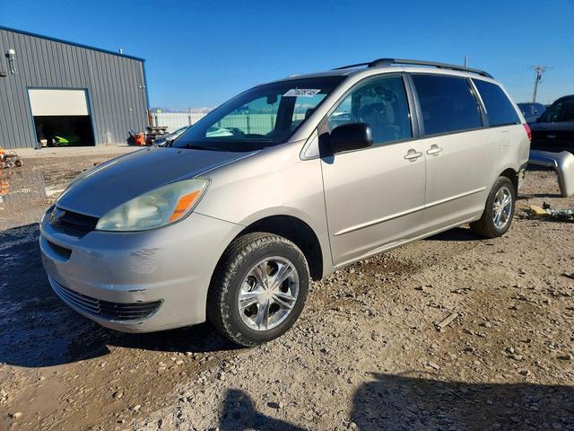 2004 TOYOTA SIENNA LE 8 PASSENGER  