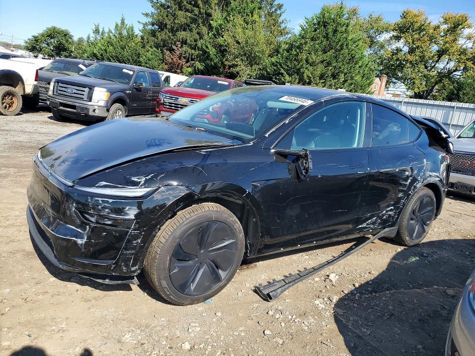 2026 TESLA MODEL Y   