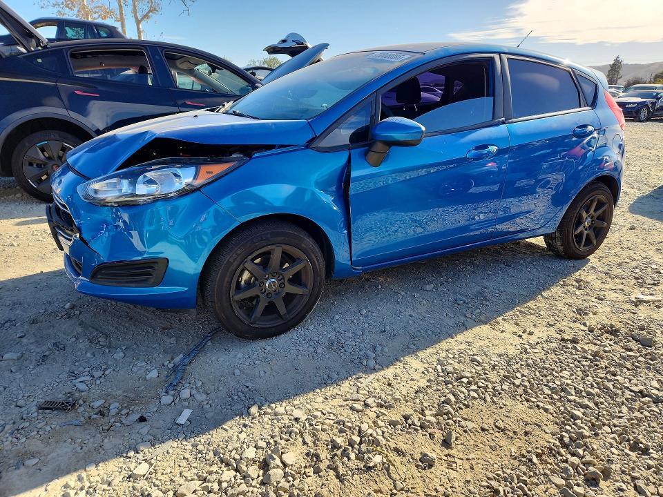 2017 FORD FIESTA SE  