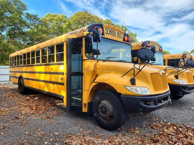 2015  UNKNOWN - SCHOOL BUS