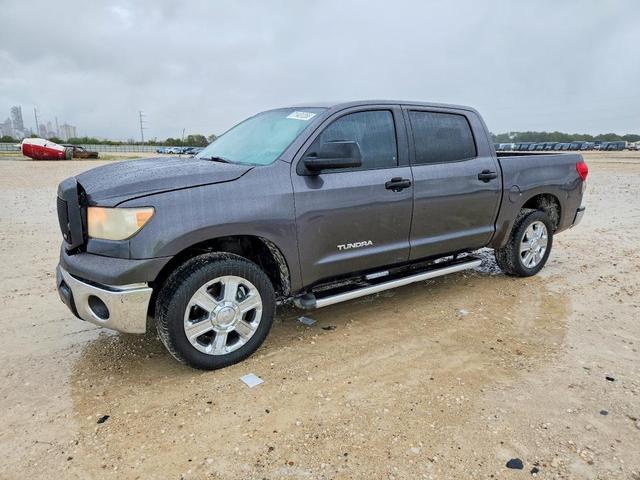 2011 TOYOTA TUNDRA CREWMAX SR5  