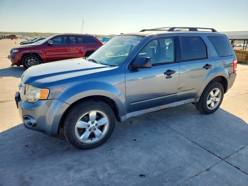 2012 FORD ESCAPE XLT  