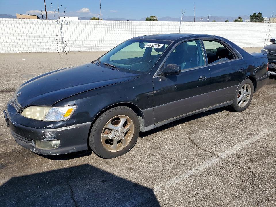 2000 LEXUS ES 300  
