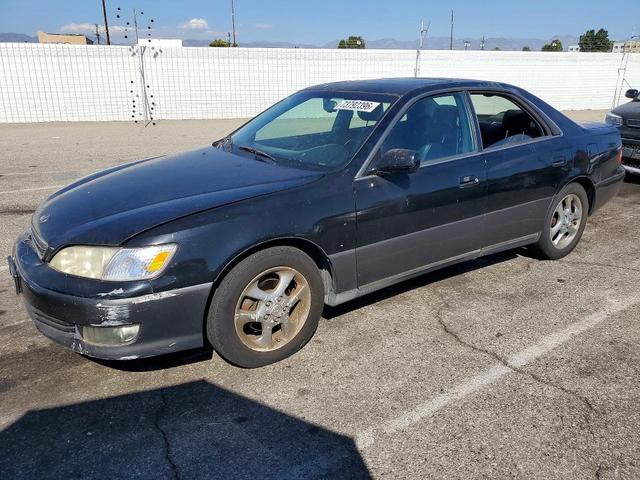 2000 LEXUS ES 300  