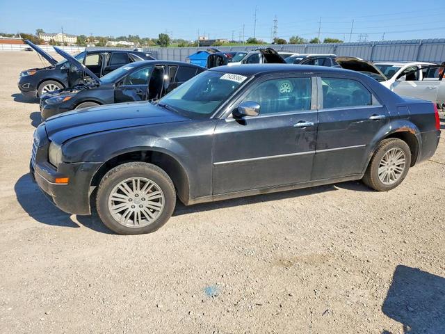 2010 CHRYSLER 300