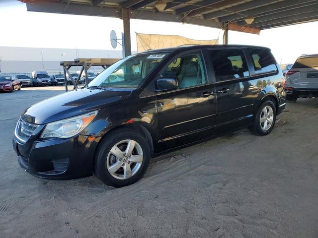 2010 VOLKSWAGEN ROUTAN SEL  