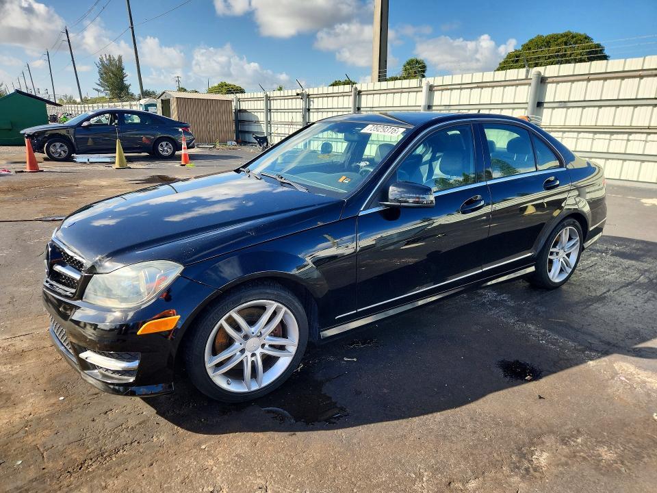 2013 MERCEDES-BENZ C 300 4MATIC  