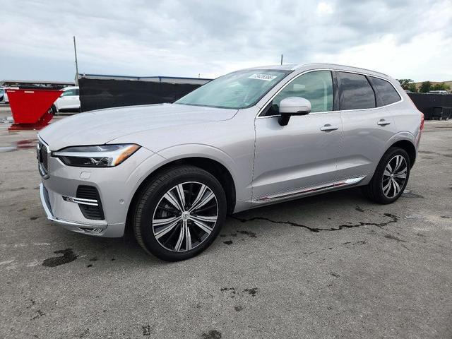 2022 VOLVO XC60
