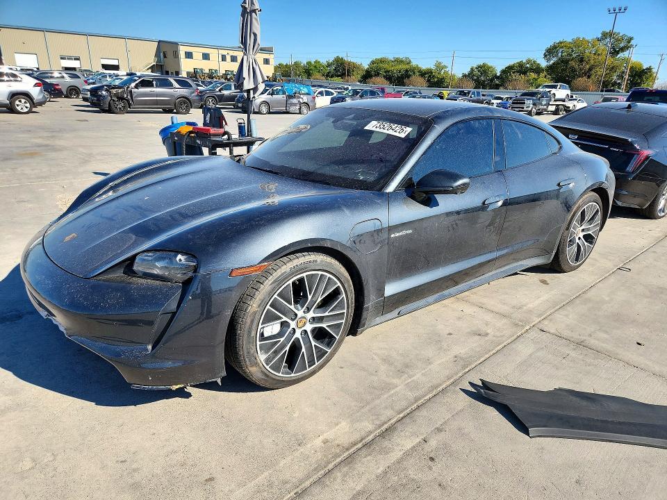 2020 PORSCHE TAYCAN TURBO  
