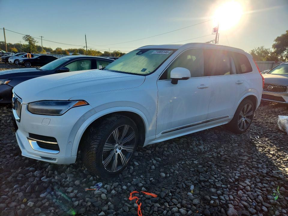 2024 VOLVO XC90 PLUS  