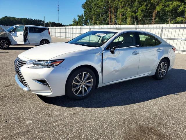 2018 LEXUS ES 300H  