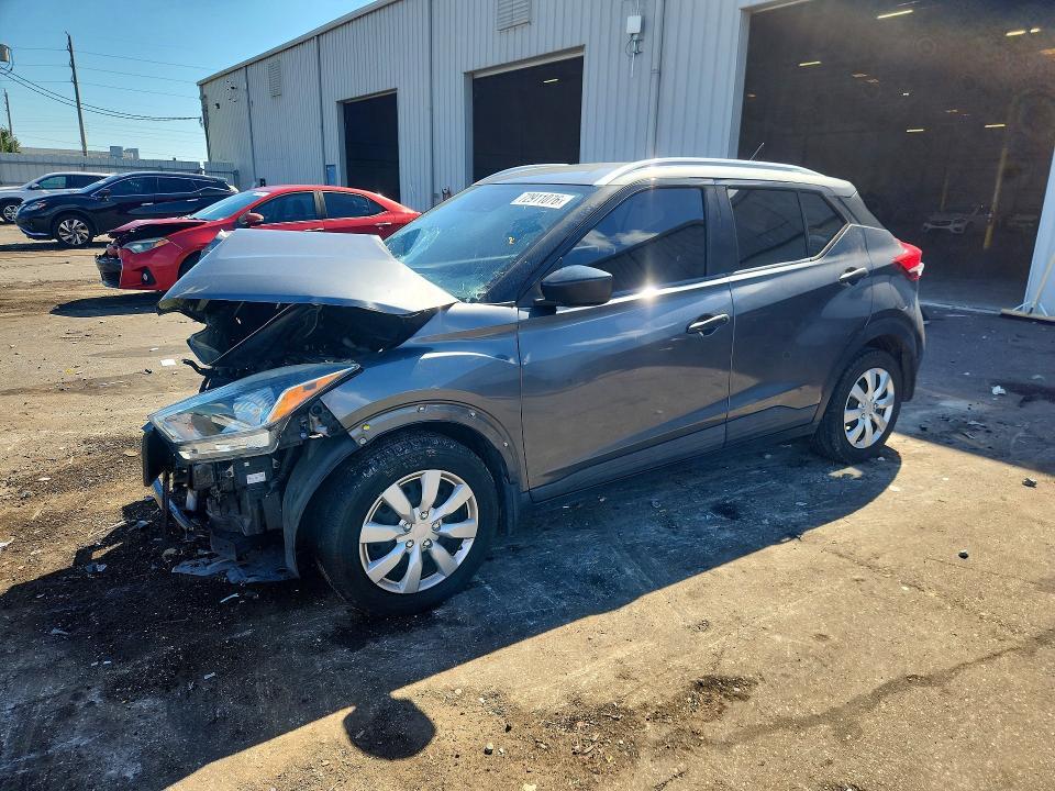 2019 NISSAN KICKS S  