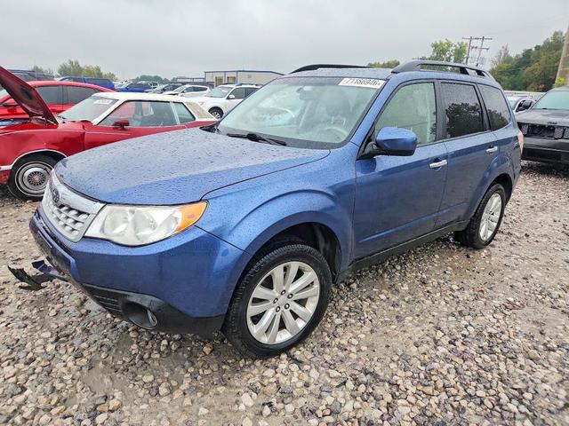 2013 SUBARU FORESTER LIMITED  