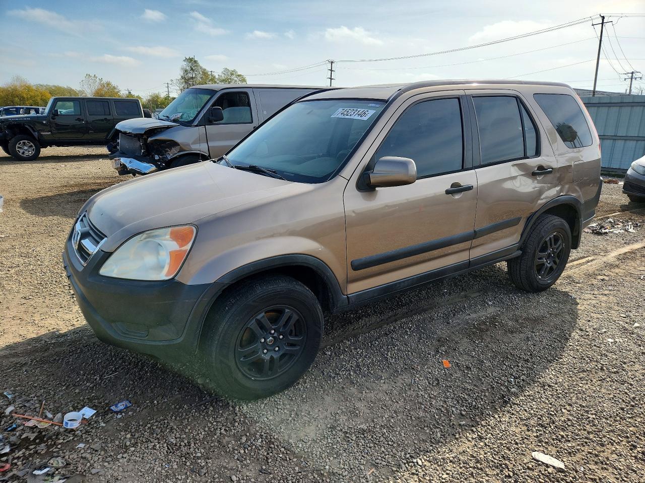 Вид 2004 HONDA CR-V EX, угол 1
