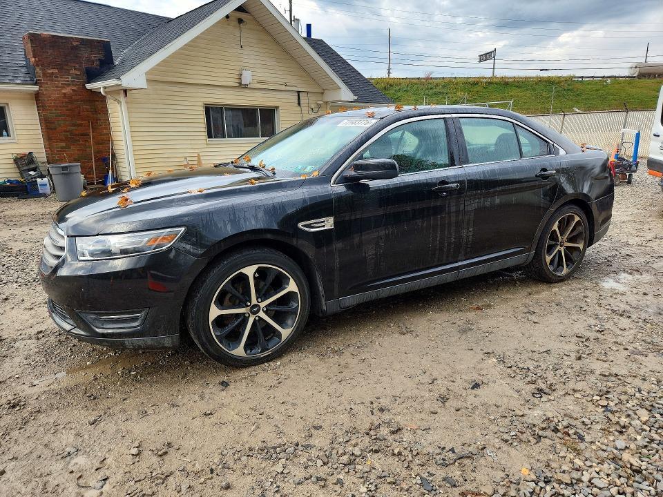 2015 FORD TAURUS SEL  
