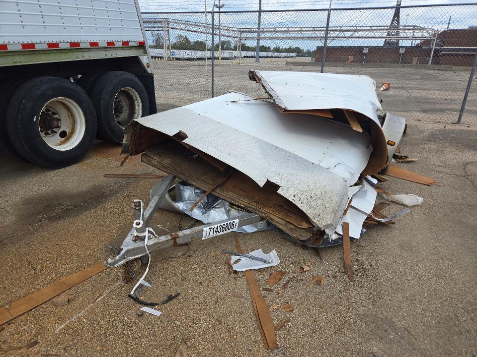 2010 ENCLOSED CARGO TRAILER