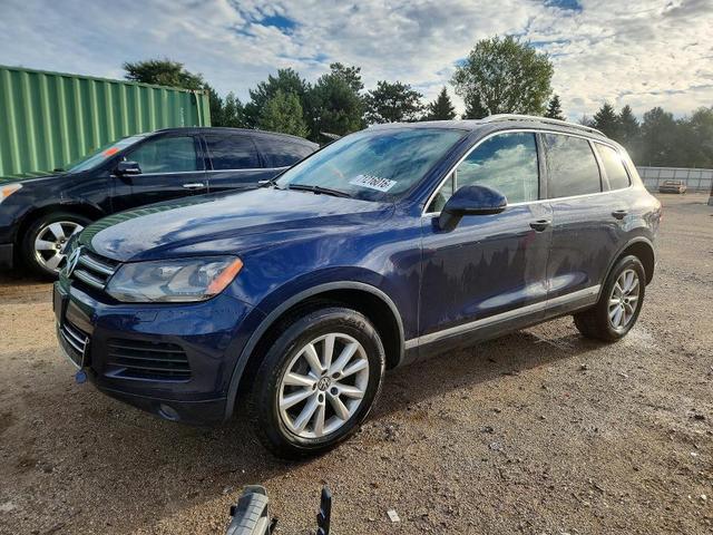 2013 VOLKSWAGEN TOUAREG V6  
