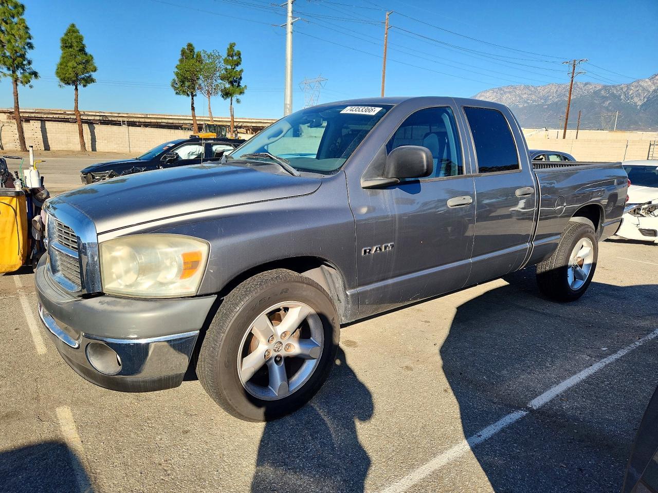 منظر 2008 DODGE RAM 1500 ST، زاوية 1
