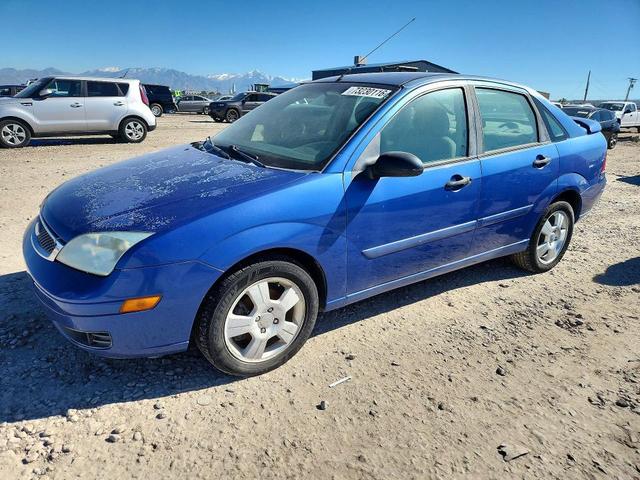2005 FORD FOCUS ZX4  