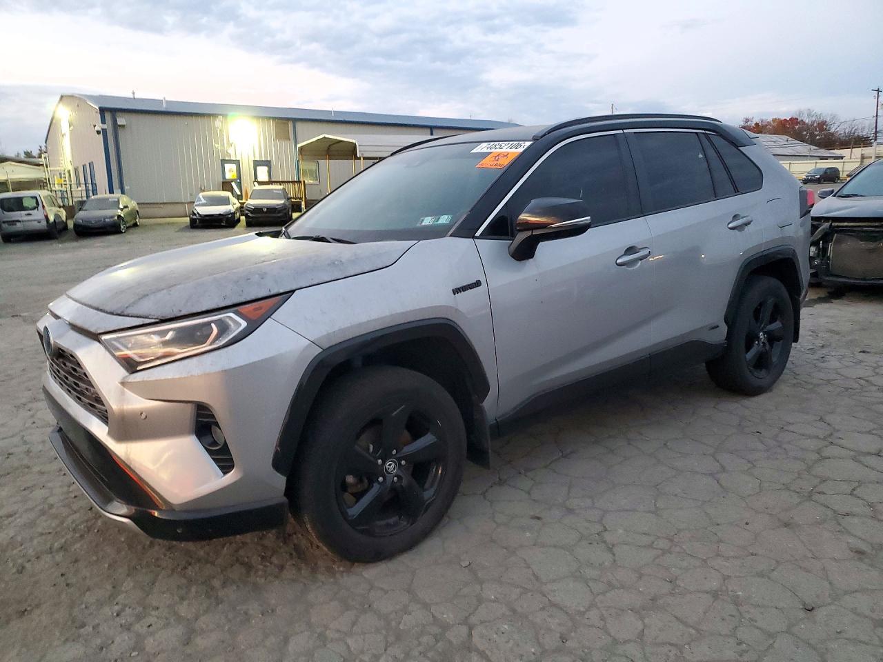 Vedere 2021 TOYOTA RAV4, unghi 1