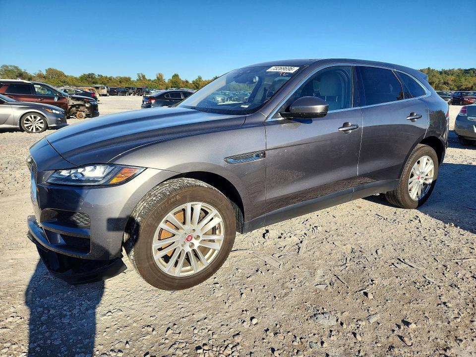 2017 JAGUAR F-PACE PRESTIGE  
