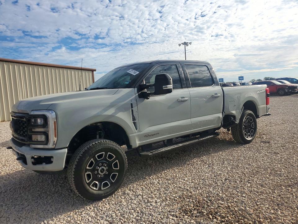 2025 FORD F250 SUPER DUTY  