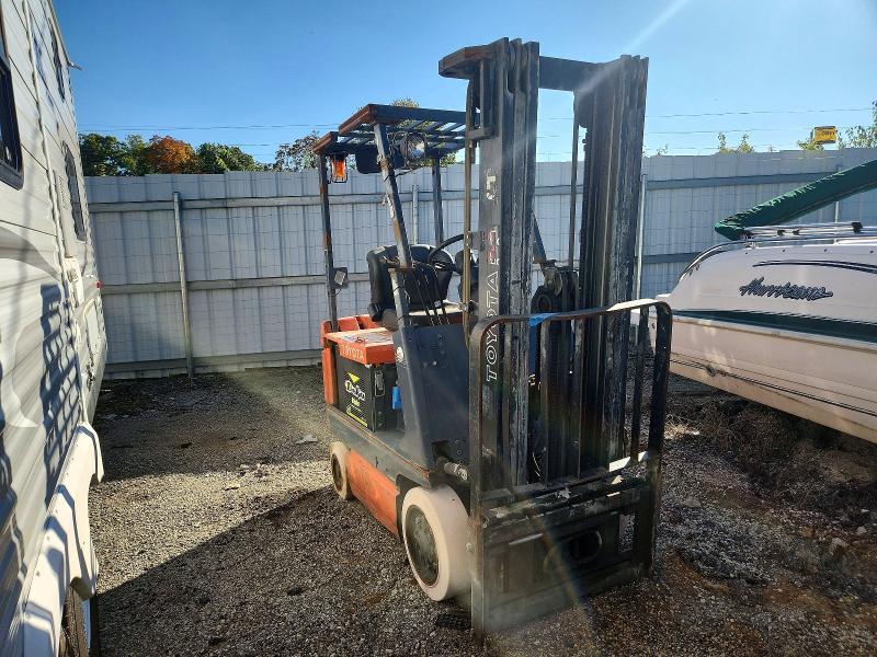 1996 TOYOTA 5FBCU15 FORKLIFT