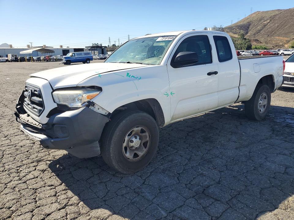 2017 TOYOTA TACOMA SR  