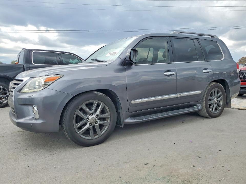 2013 LEXUS LX 570  